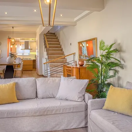 New 60m To The Beach 3 Bedroom Maisonette Magnolia 140m2