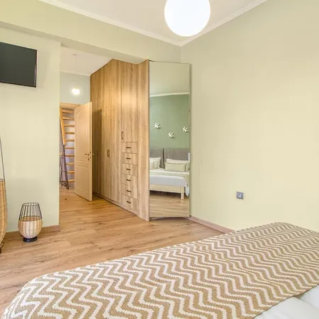 New 60m To The Beach 3 Bedroom Maisonette Magnolia 140m2 Semesterbostad